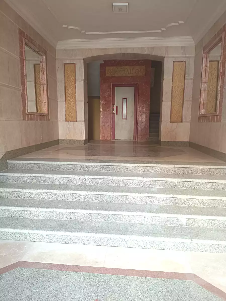 https://aqarmap.com.eg/ar/listing/6743572-for-rent-cairo-6th-of-october-el-hay-el-motamyz-fourth-touristic-village-mohamed-ahmed-barhoma-st