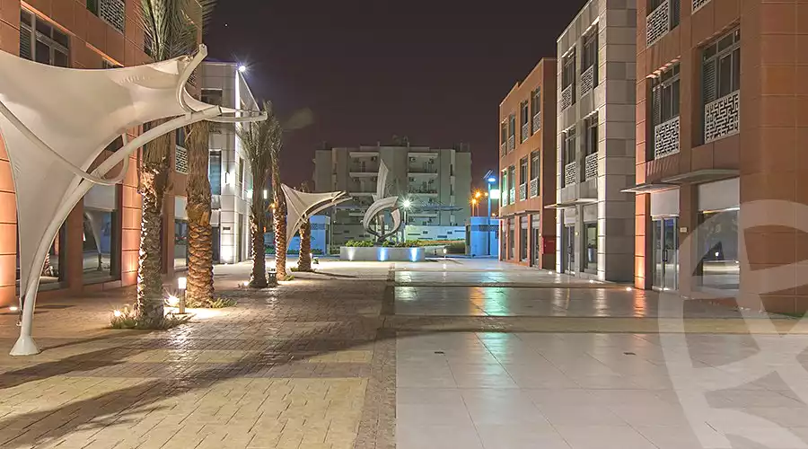 https://aqarmap.com.eg/ar/listing/6744834-for-rent-cairo-el-sheikh-zayed-city-compounds-the-courtyard-mall-dorra