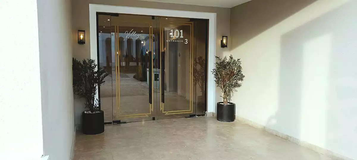 https://aqarmap.com.eg/ar/listing/6745048-for-sale-cairo-el-sheikh-zayed-city-compounds-kmbwnd-fyldj-wyst-dr-llttwyr