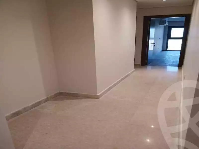 https://aqarmap.com.eg/ar/listing/6745219-for-sale-cairo-el-sheikh-zayed-city-compounds-zyd-wr-llttwyr-z-tower