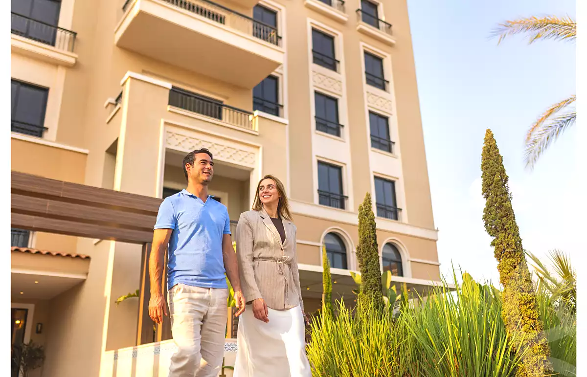 https://aqarmap.com.eg/ar/listing/6745320-for-sale-cairo-el-sheikh-zayed-city-compounds-kmbwnd-fyldj-wyst-dr-llttwyr