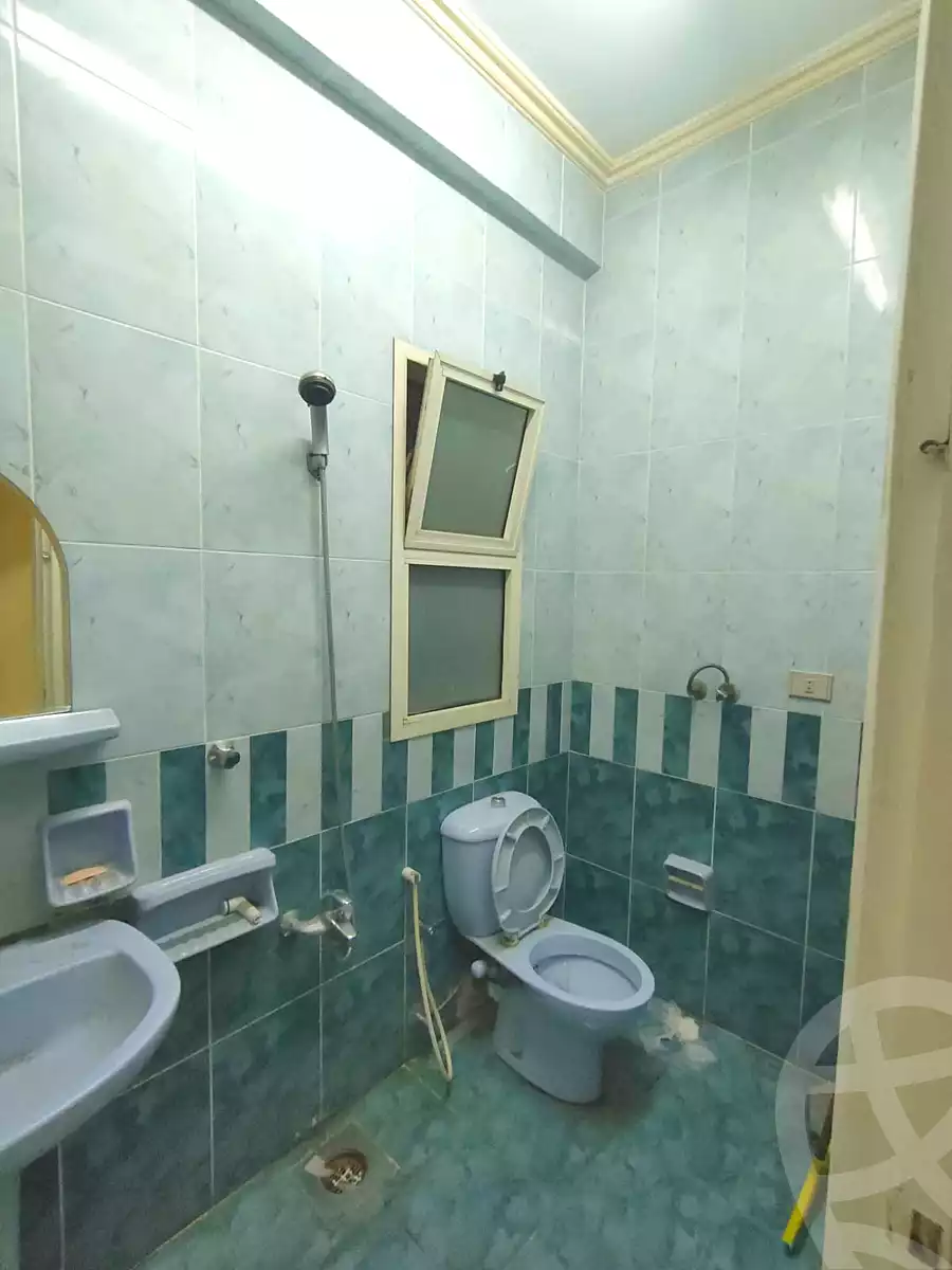 https://aqarmap.com.eg/ar/listing/6745413-for-rent-alexandria-camp-cesar-ahmed-kamha-st