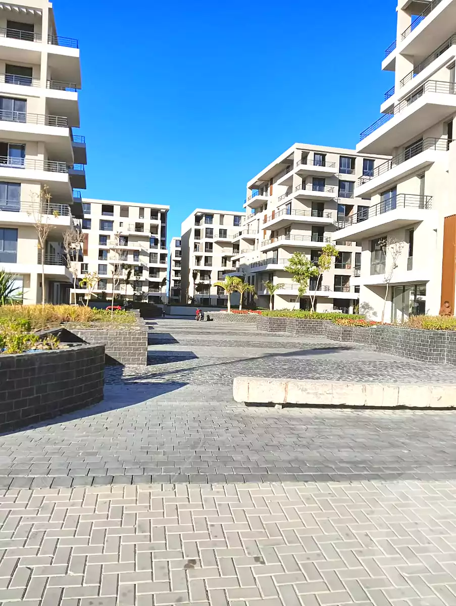 https://aqarmap.com.eg/ar/listing/6745514-for-sale-alexandria-international-coastal-road-compounds-in-international-coastal-road-blm-hylz-lskndry