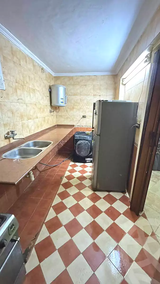 https://aqarmap.com.eg/ar/listing/6745907-for-sale-alexandria-ganaklis