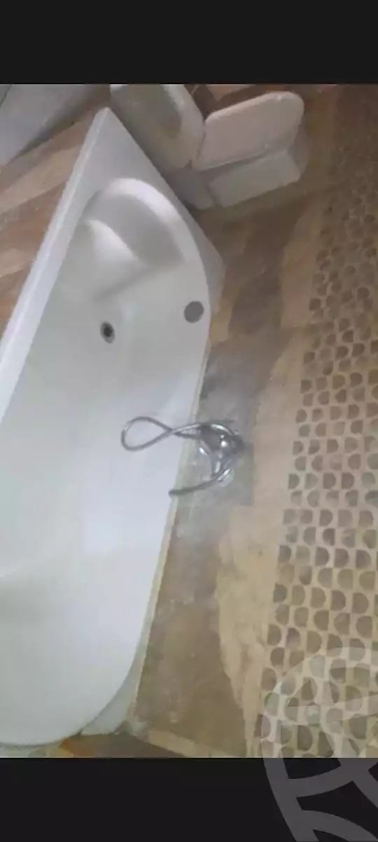 https://aqarmap.com.eg/ar/listing/6746122-for-rent-cairo-el-abbasiya-ahmed-saaid-ahmed-saeed-st