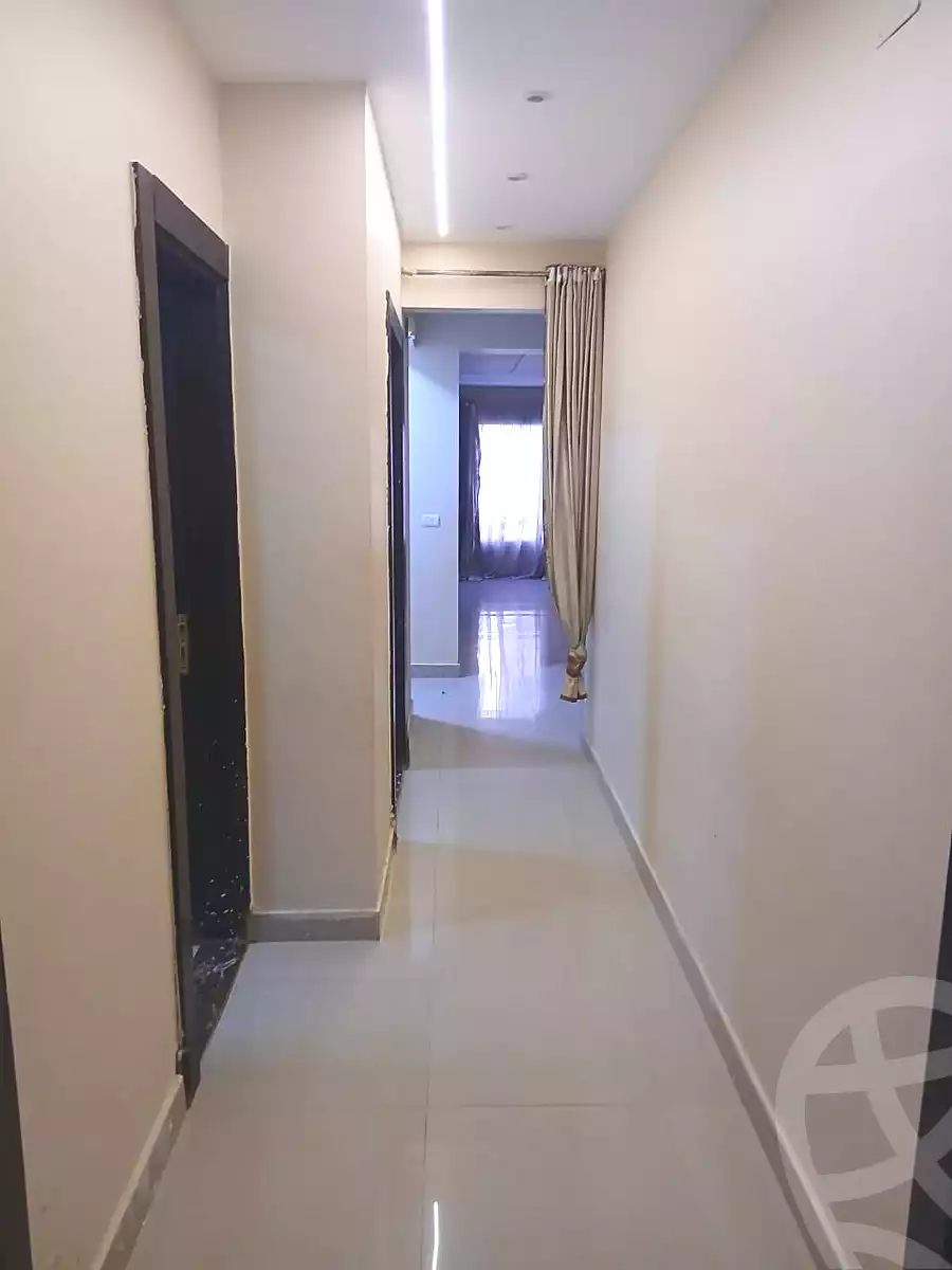 https://aqarmap.com.eg/ar/listing/6746516-for-sale-cairo-new-cairo-compounds-acacia-mall-bng