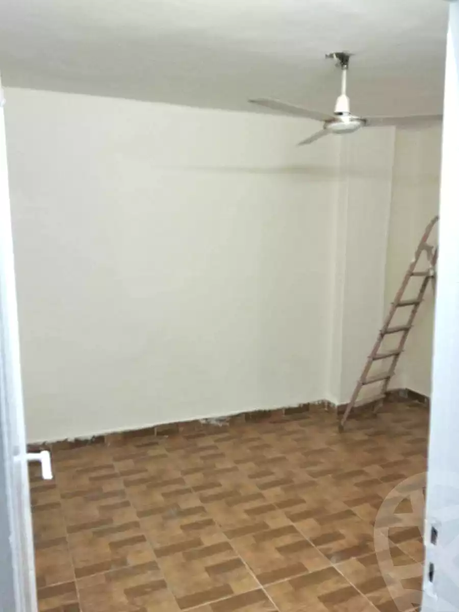 https://aqarmap.com.eg/en/listing/6746533-for-sale-cairo-helwan-helwan-el-sharkeya-gaafar-st