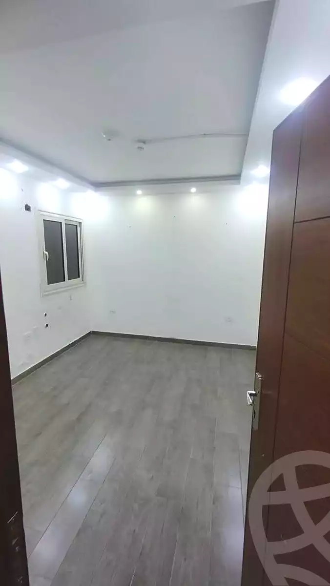 https://aqarmap.com.eg/ar/listing/6746582-for-rent-cairo-helwan-mohamed-mostafa-el-maraghi-st