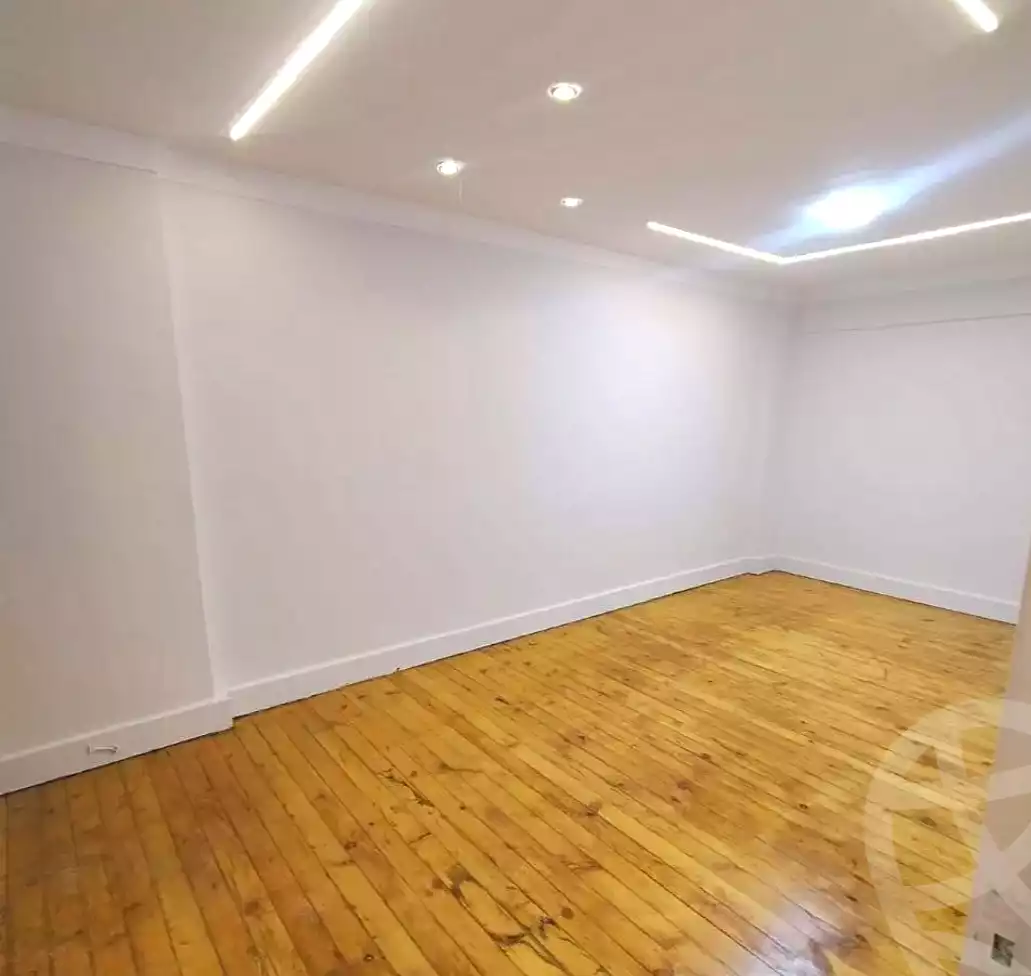 https://aqarmap.com.eg/en/listing/6746652-for-sale-alexandria-lsywf-shamaa