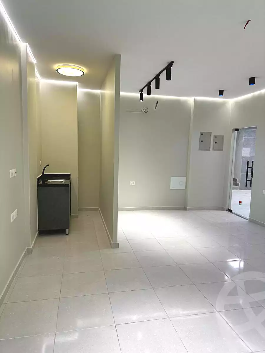 https://aqarmap.com.eg/en/listing/6744926-for-sale-cairo-el-sheikh-zayed-city-compounds-el-nada-mall