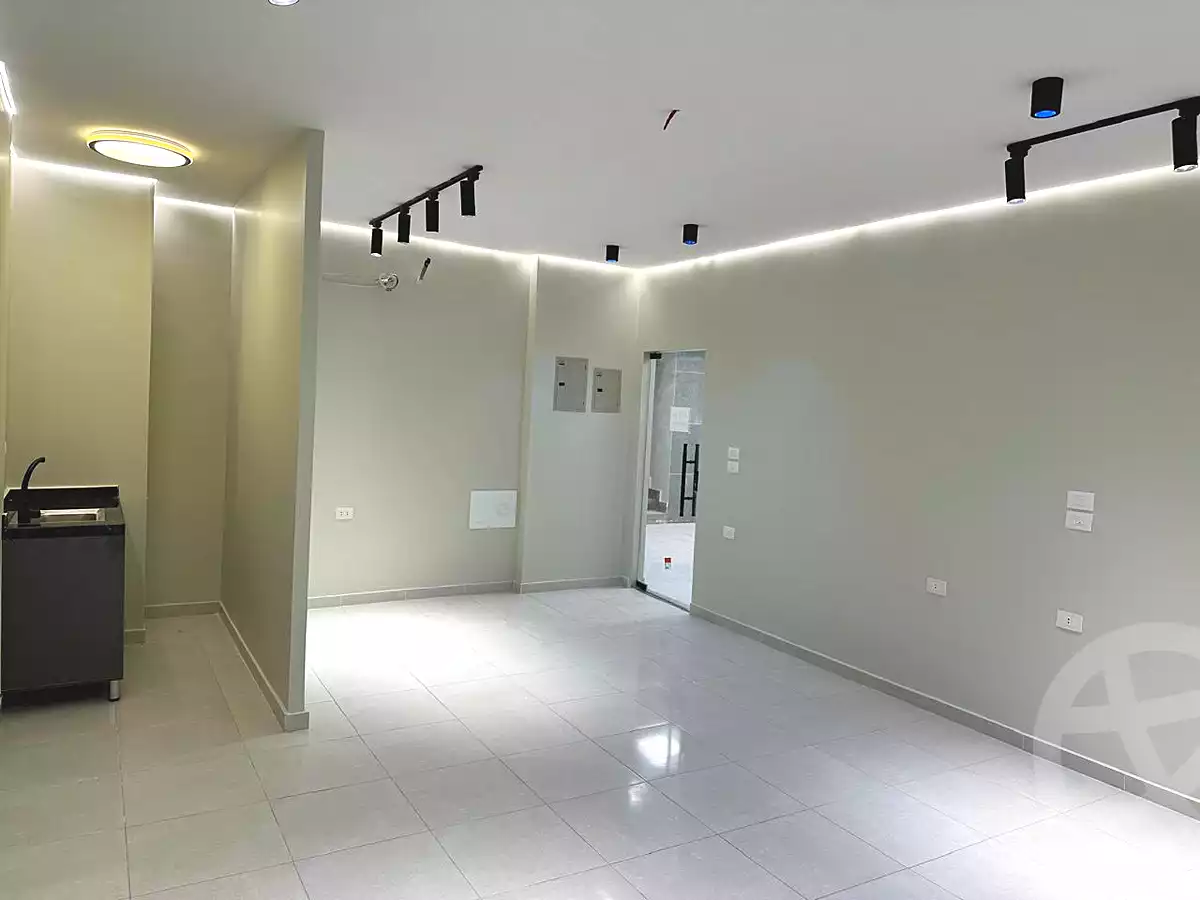 https://aqarmap.com.eg/en/listing/6744926-for-sale-cairo-el-sheikh-zayed-city-compounds-el-nada-mall
