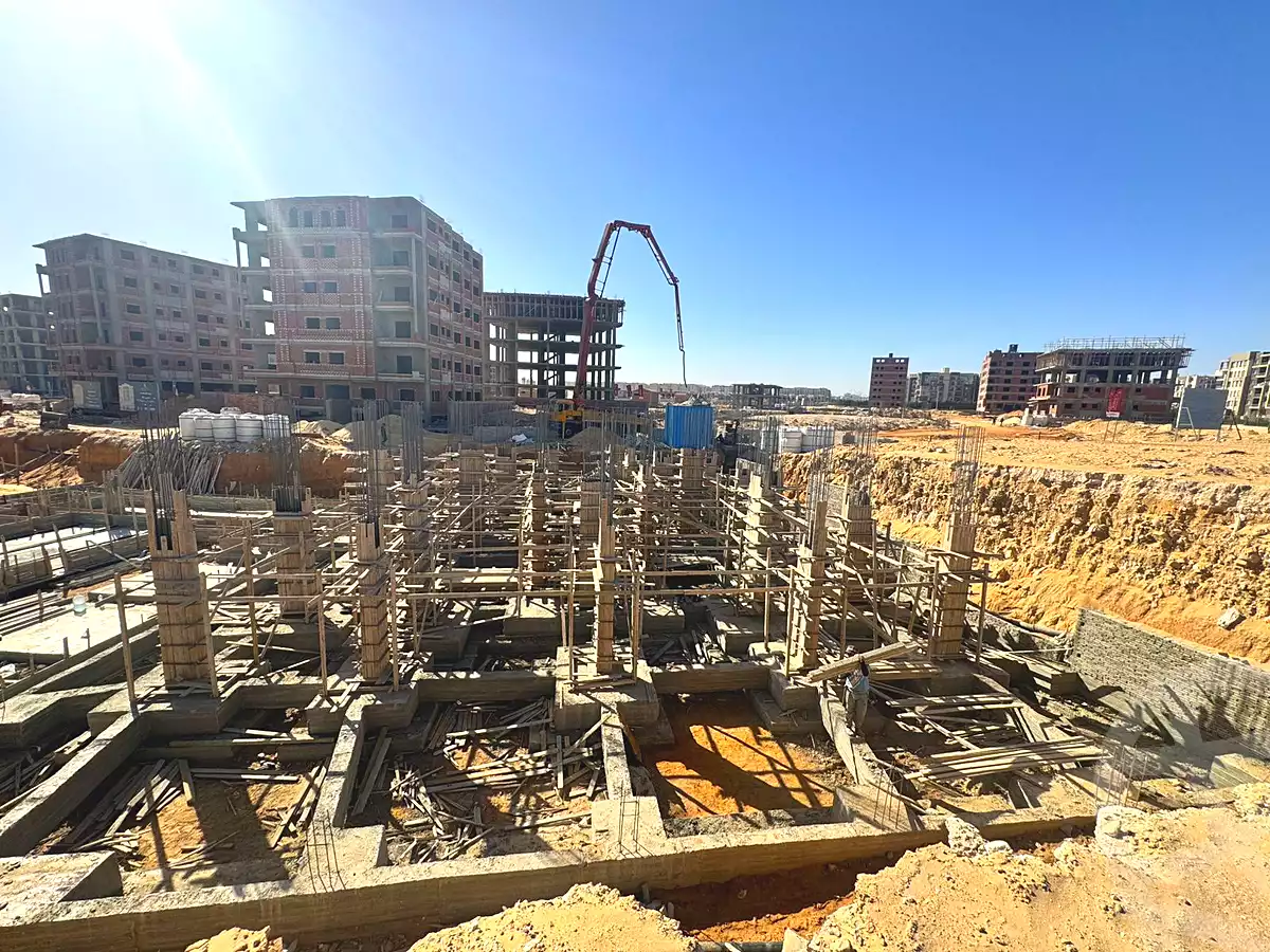 https://aqarmap.com.eg/ar/listing/6747170-for-sale-cairo-el-sheikh-zayed-city-bait-el-watan-phase-7-el-takmelya