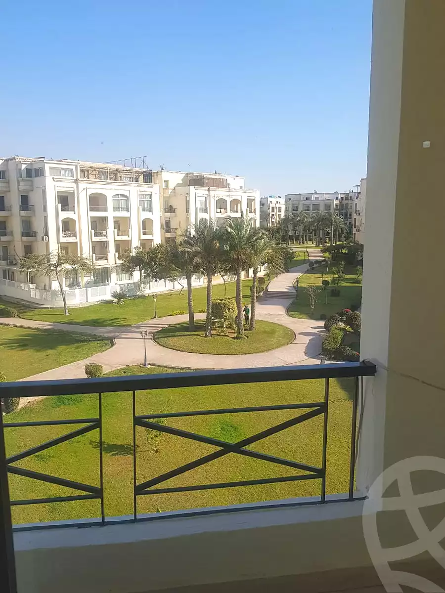 https://aqarmap.com.eg/ar/listing/6747437-for-sale-cairo-el-sheikh-zayed-city-compounds-hadayek-el-mohandiseen