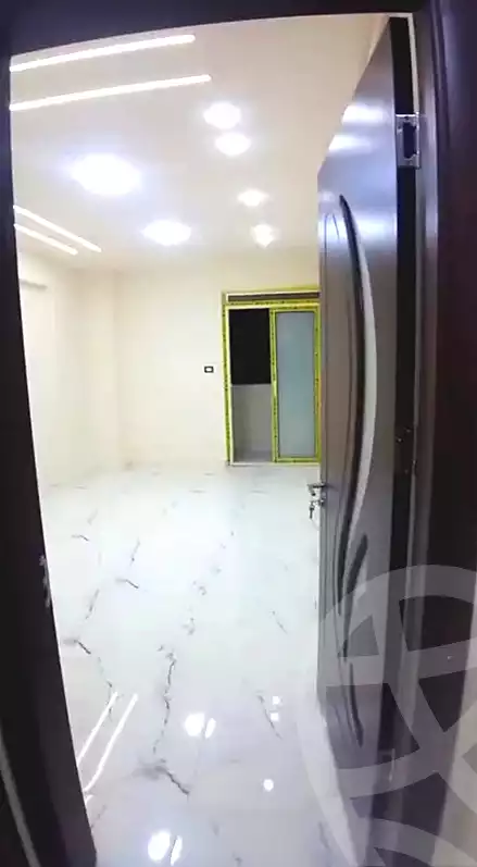 https://aqarmap.com.eg/ar/listing/6748275-for-sale-alexandria-el-asafra-shr-45