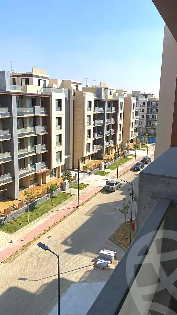 https://aqarmap.com.eg/en/listing/6747469-for-sale-cairo-new-cairo-compounds-azad