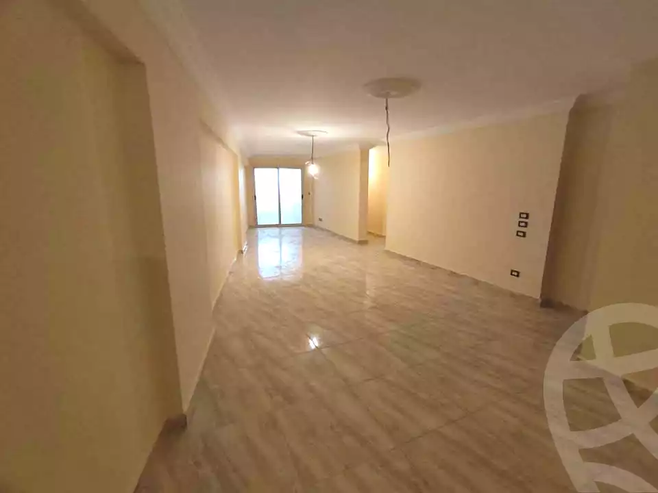 https://aqarmap.com.eg/ar/listing/6748560-for-sale-alexandria-sydy-bshr-sydy-bshr-qbly-mostafa-kamel-st