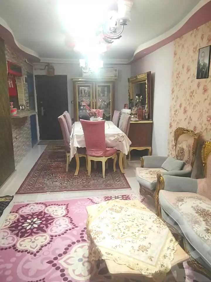 https://aqarmap.com.eg/ar/listing/6748576-for-sale-alexandria-l-jmy-lbytsh-el-saleheen-mosque-st