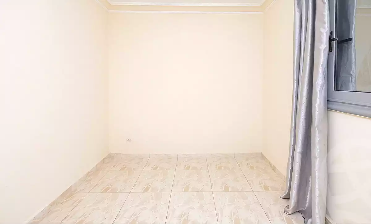 https://aqarmap.com.eg/ar/listing/6748805-for-sale-alexandria-el-asafra-l-sfr-bhry
