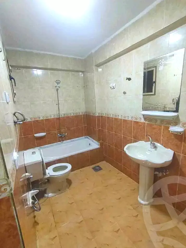 https://aqarmap.com.eg/en/listing/6748839-for-sale-alexandria-lsywf-el-falki