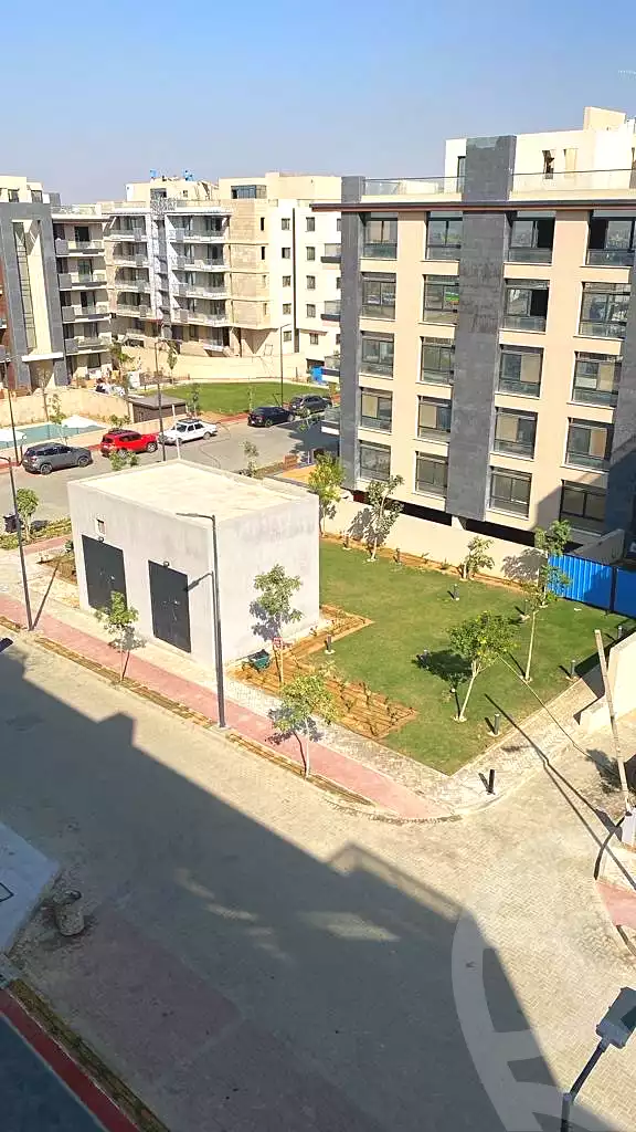 https://aqarmap.com.eg/en/listing/6748848-for-sale-cairo-new-cairo-compounds-azad