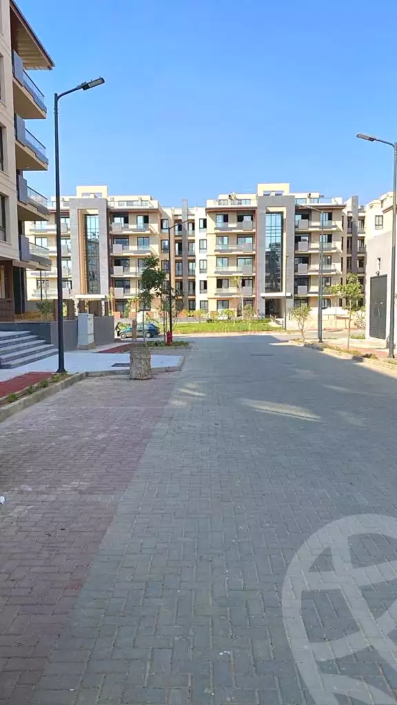 https://aqarmap.com.eg/en/listing/6748848-for-sale-cairo-new-cairo-compounds-azad