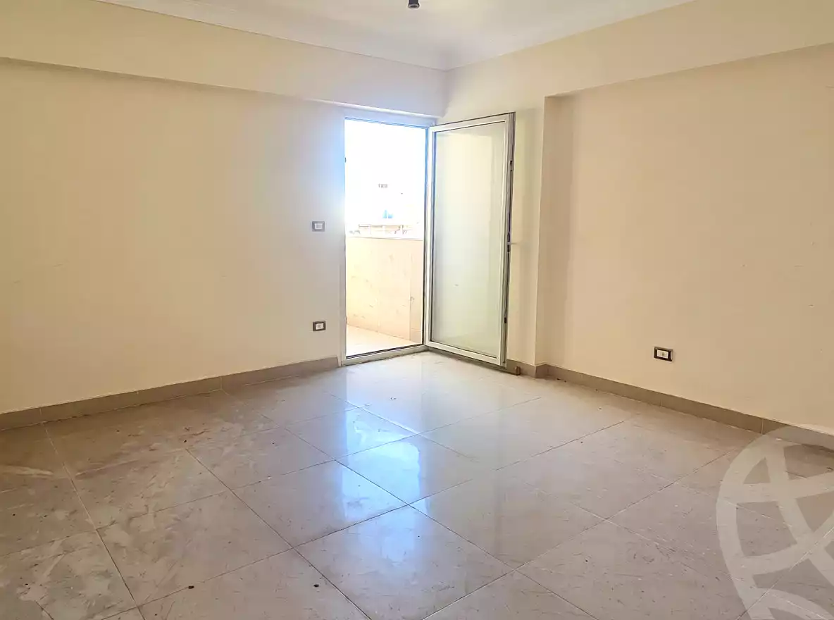 https://aqarmap.com.eg/ar/listing/6748953-for-sale-alexandria-ganaklis