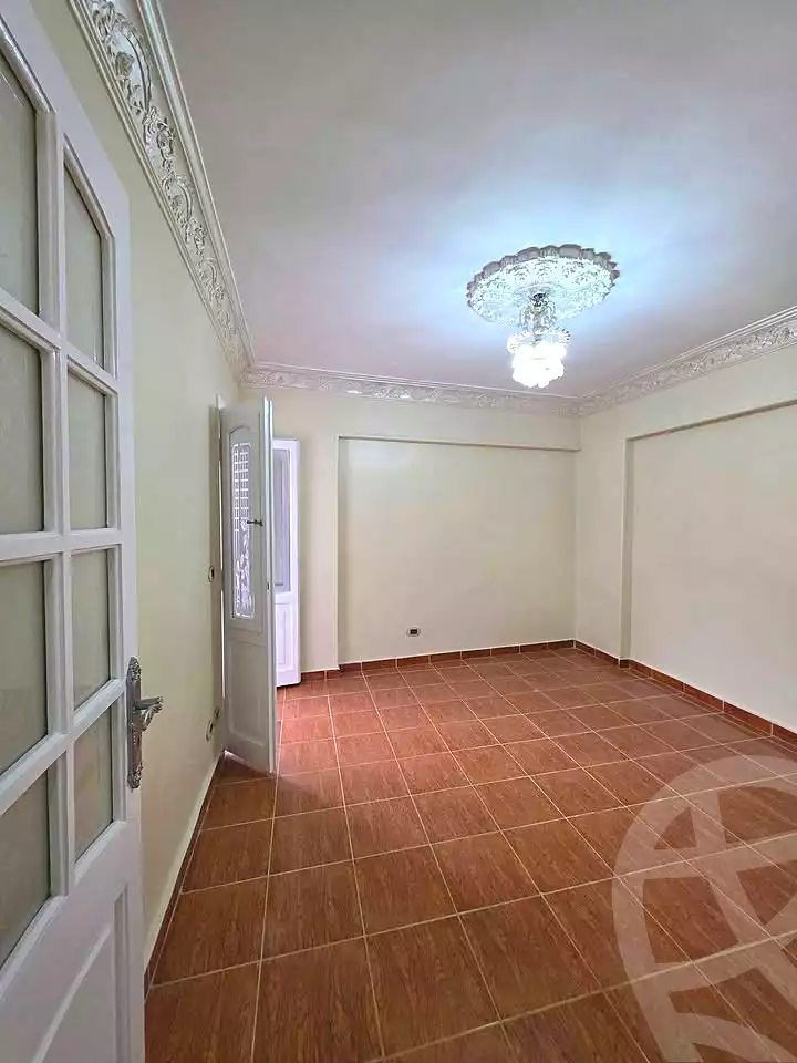 https://aqarmap.com.eg/ar/listing/6749103-for-sale-alexandria-el-asafra-l-sfr-bhry