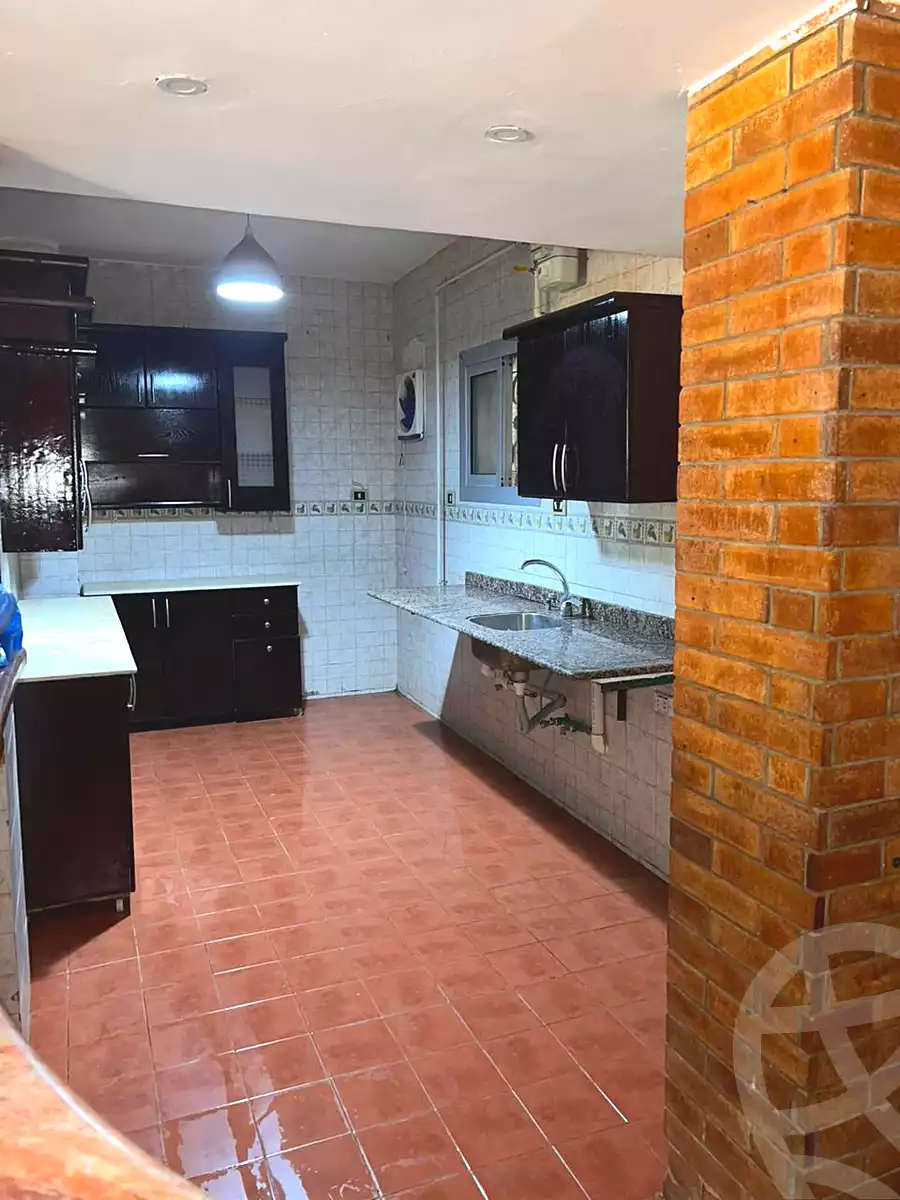 https://aqarmap.com.eg/ar/listing/6749449-for-sale-cairo-6th-of-october-el-ahyaa-neighborhood-2nd-divided-from-al-kafrawei-st