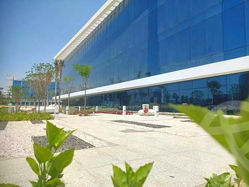 https://aqarmap.com.eg/en/listing/6749592-for-rent-cairo-el-sheikh-zayed-city-alex-cairo-desert-road-smart-village-nwrth-syd-sfrykw-llstthmr-l-qry