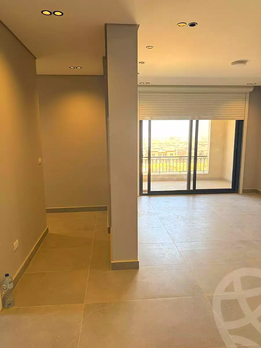 https://aqarmap.com.eg/ar/listing/6749944-for-rent-cairo-el-sheikh-zayed-city-compounds-kmbwnd-fyldj-wyst-dr-llttwyr