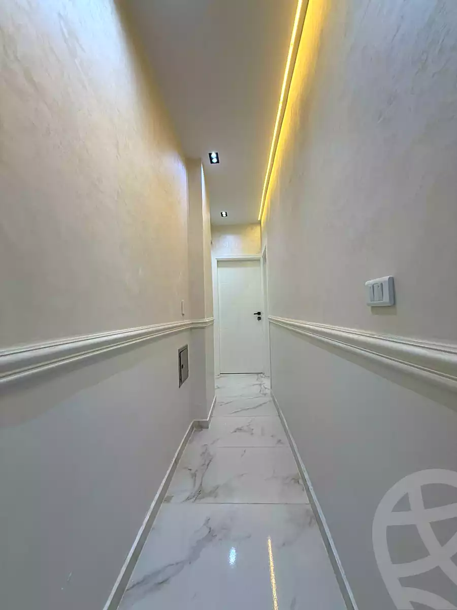 https://aqarmap.com.eg/ar/listing/6750248-for-sale-cairo-6th-of-october-el-ahyaa-neighborhood-3rd-al-hay-al-thalith-st