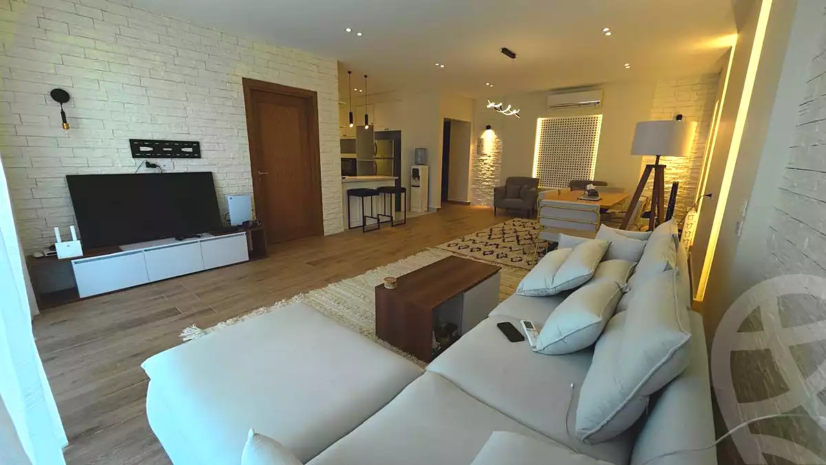 https://aqarmap.com.eg/ar/listing/6750415-for-rent-cairo-6th-of-october-compounds-ywn-kwrt-yrd-mrkz