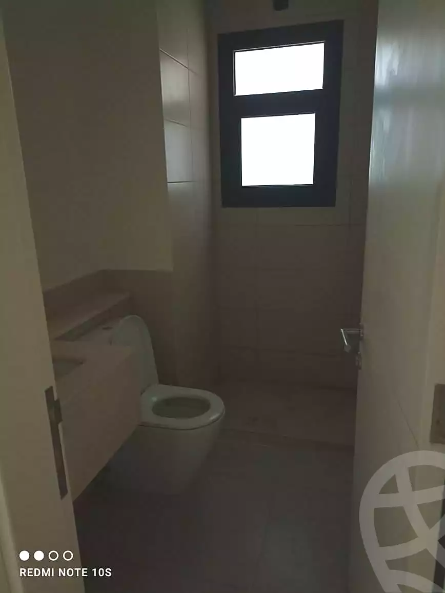 https://aqarmap.com.eg/ar/listing/6750742-for-rent-cairo-6th-of-october-compounds-w-wyst-wrskwm
