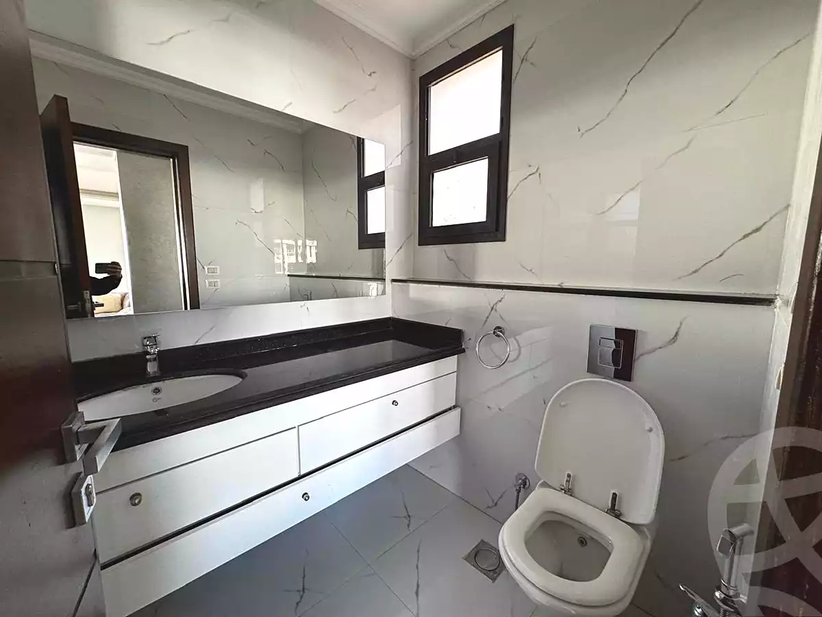 https://aqarmap.com.eg/ar/listing/6750849-for-rent-cairo-el-sheikh-zayed-city-compounds-kmbwnd-wyst-twn-swdyk