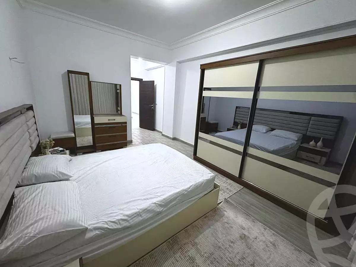 https://aqarmap.com.eg/ar/listing/6751392-for-rent-cairo-new-cairo-ganob-el-akadamiya-south-academy-a-zaid-ebn-haretha-st