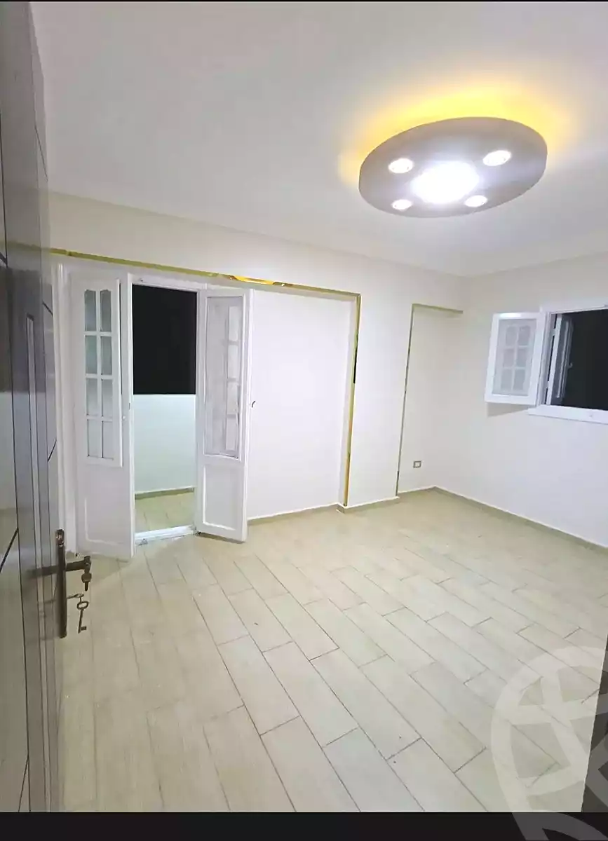 https://aqarmap.com.eg/ar/listing/6752387-for-sale-alexandria-lsywf-el-falki