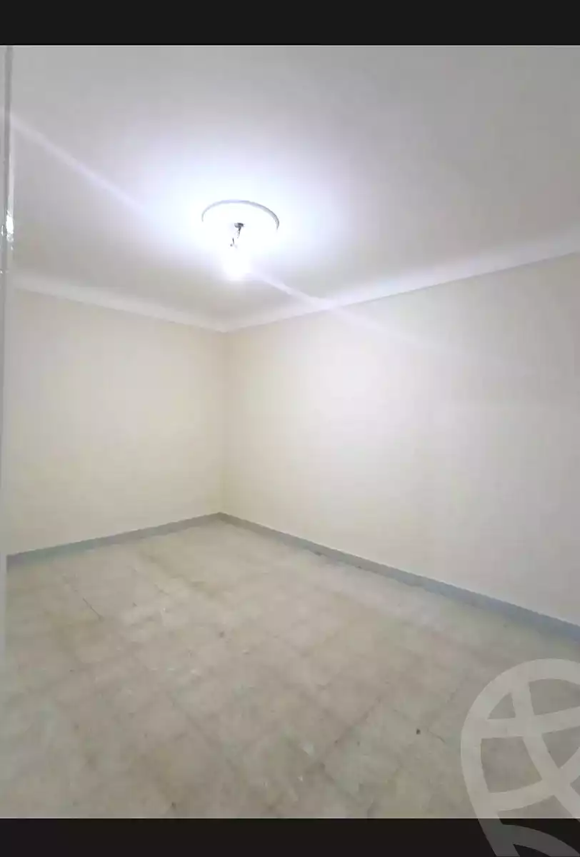 https://aqarmap.com.eg/en/listing/6752557-for-sale-alexandria-lsywf-el-falki