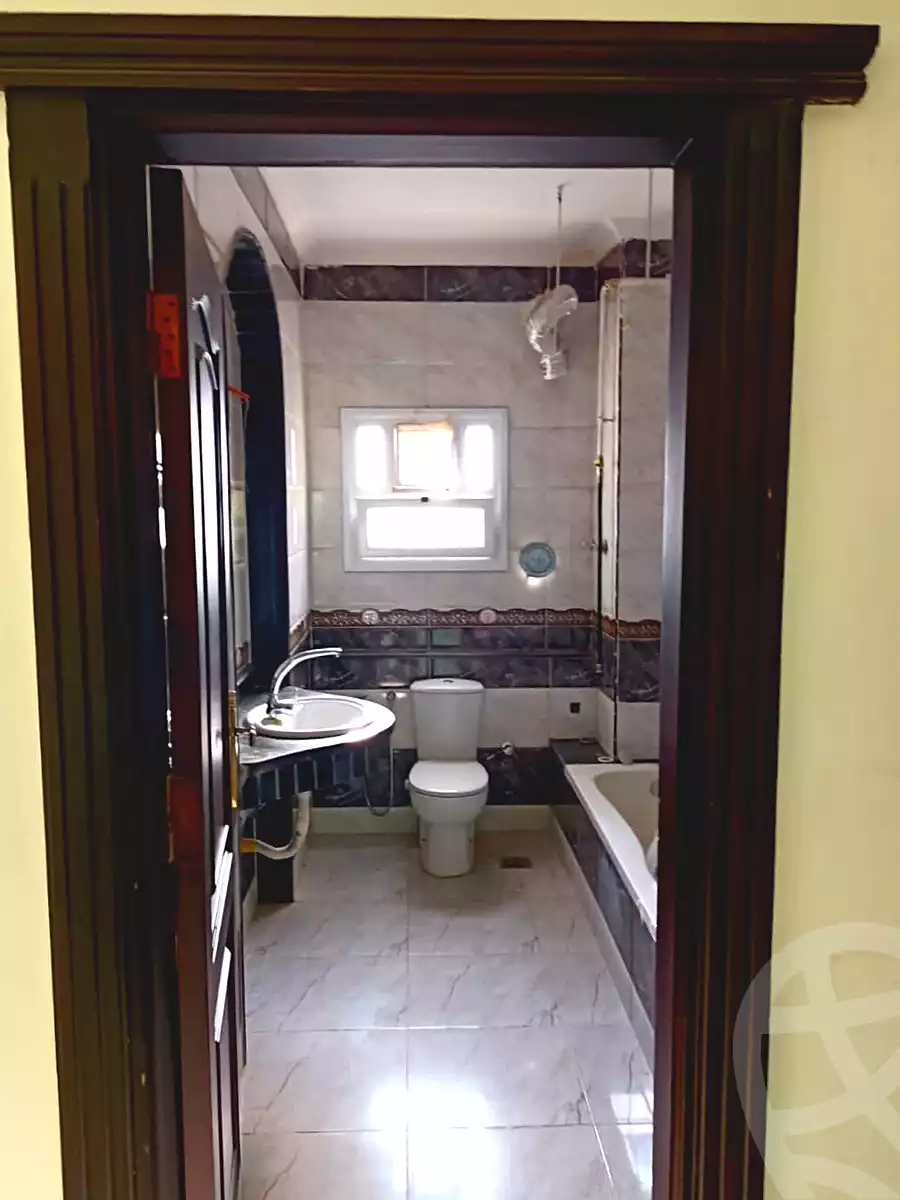 https://aqarmap.com.eg/ar/listing/6752714-for-sale-cairo-6th-of-october-el-ahyaa-neighborhood-1st-al-maahad