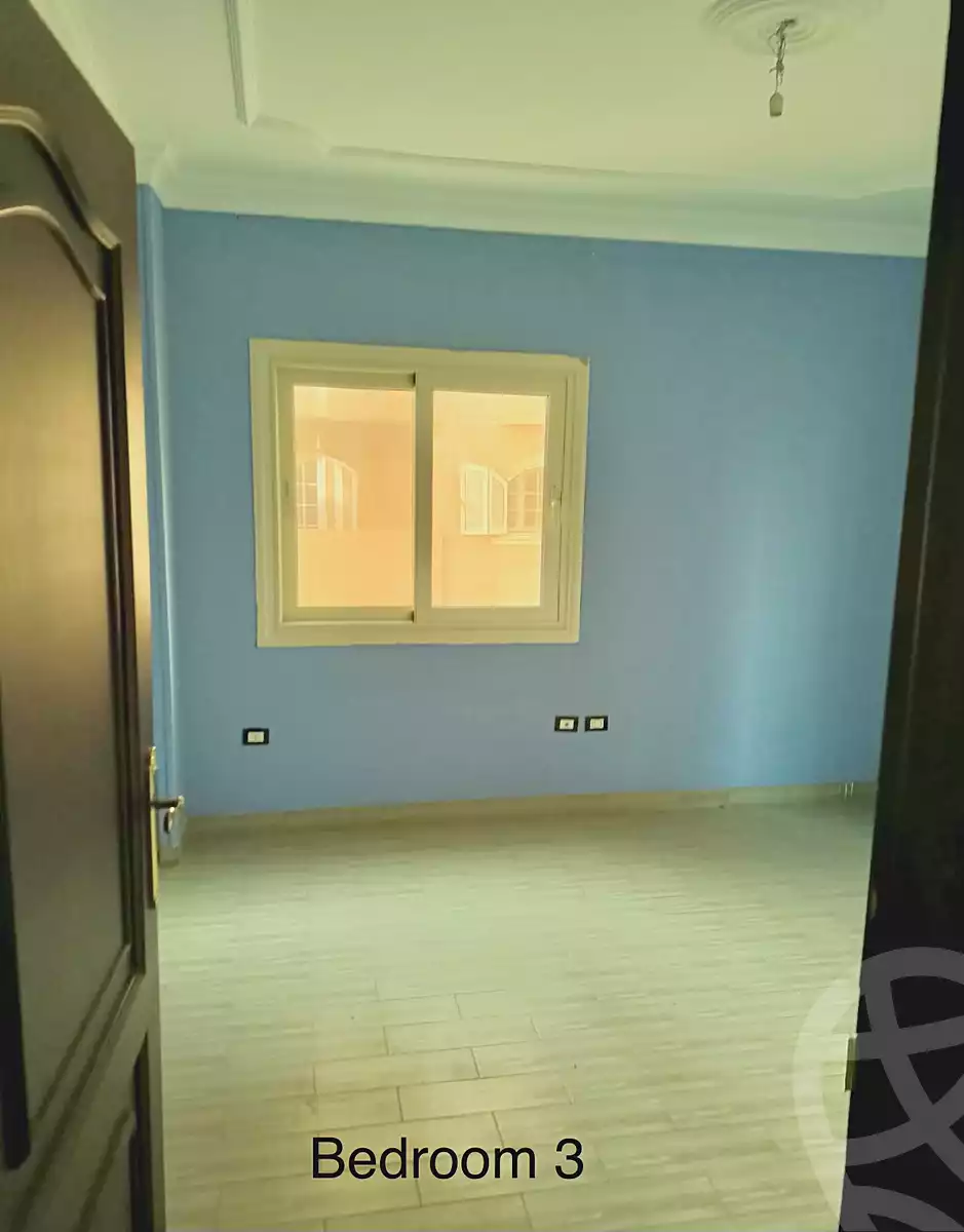 https://aqarmap.com.eg/ar/listing/6752714-for-sale-cairo-6th-of-october-el-ahyaa-neighborhood-1st-al-maahad