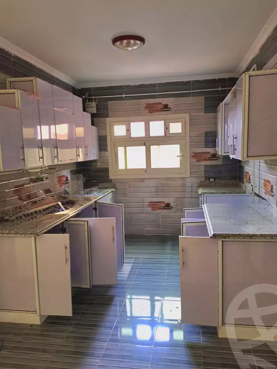 https://aqarmap.com.eg/ar/listing/6752714-for-sale-cairo-6th-of-october-el-ahyaa-neighborhood-1st-al-maahad