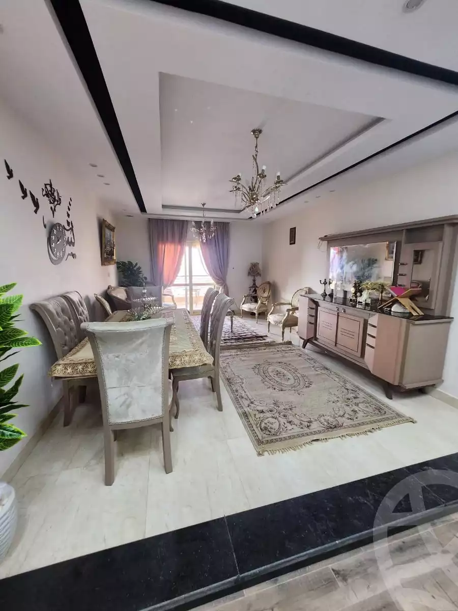 https://aqarmap.com.eg/en/listing/6752933-for-sale-cairo-el-sheikh-zayed-city-compounds-el-khamayel