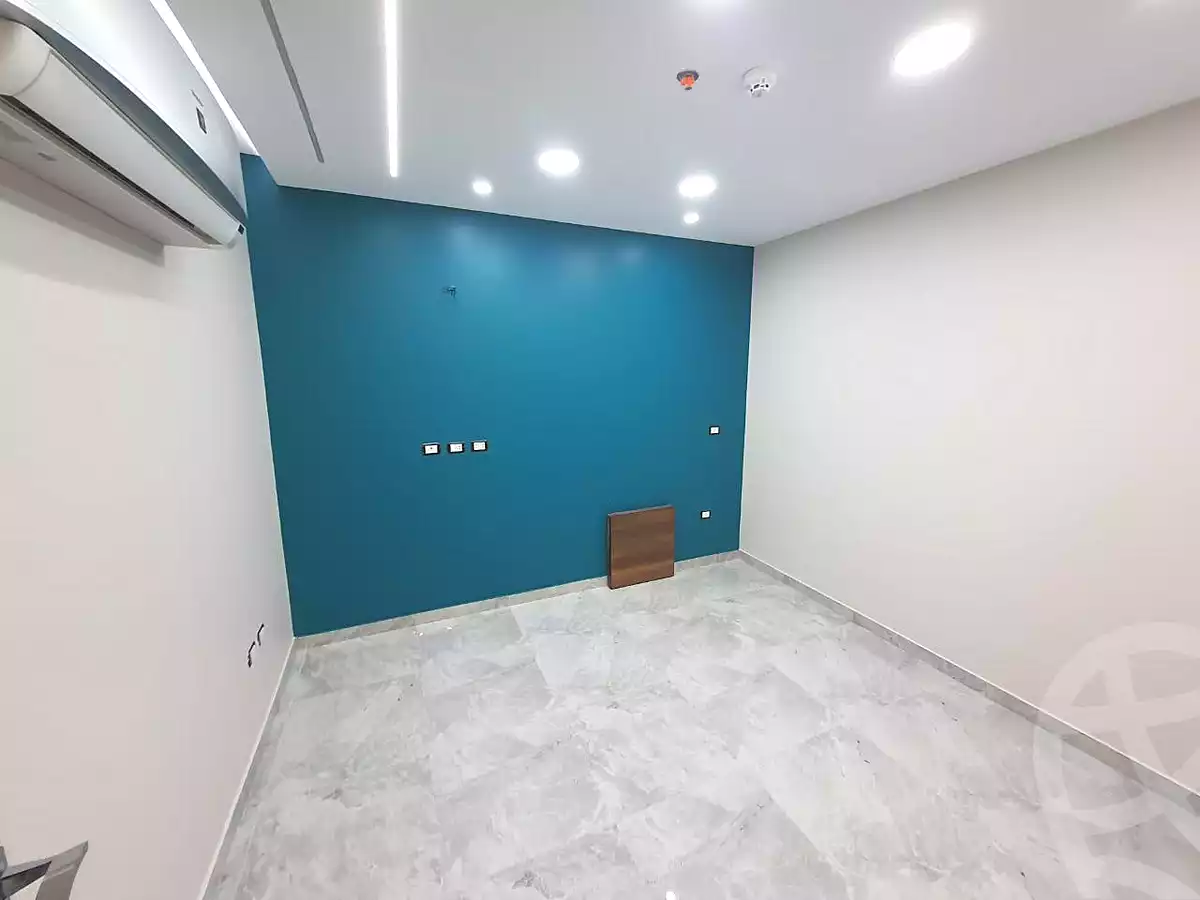 https://aqarmap.com.eg/ar/listing/6752966-for-rent-cairo-el-sheikh-zayed-city-compounds-dh-jyt-blz-mykwn-llttwyr