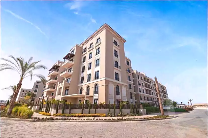 https://aqarmap.com.eg/ar/listing/6753309-for-sale-cairo-el-sheikh-zayed-city-compounds-kmbwnd-fyldj-wyst-dr-llttwyr