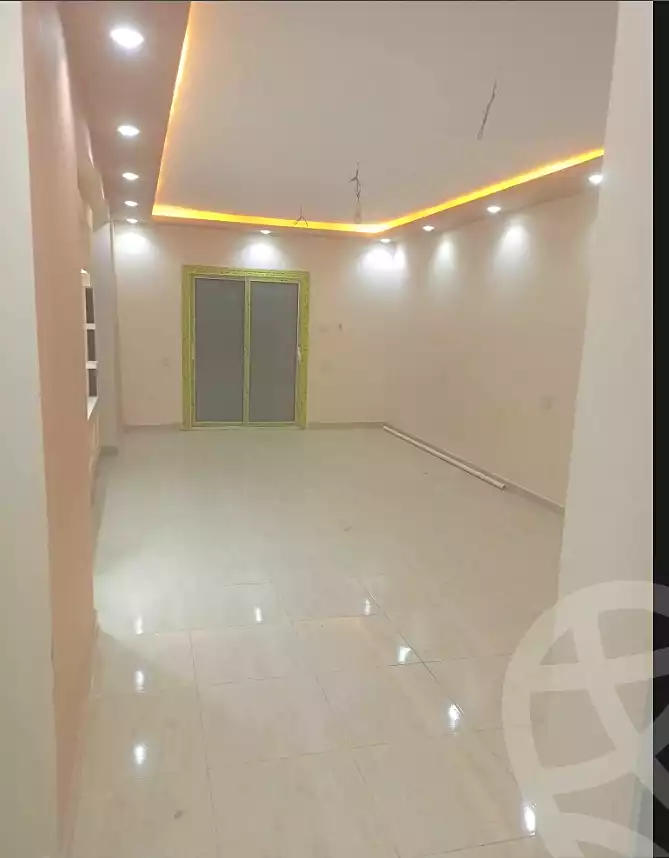 https://aqarmap.com.eg/ar/listing/6754785-for-rent-cairo-helwan-zou-el-fekar-basha-st