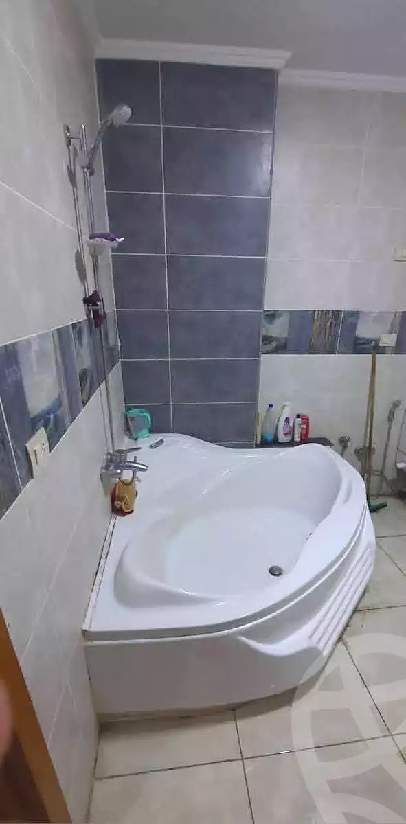 https://aqarmap.com.eg/ar/listing/6754832-for-sale-alexandria-l-jmy-lbytsh