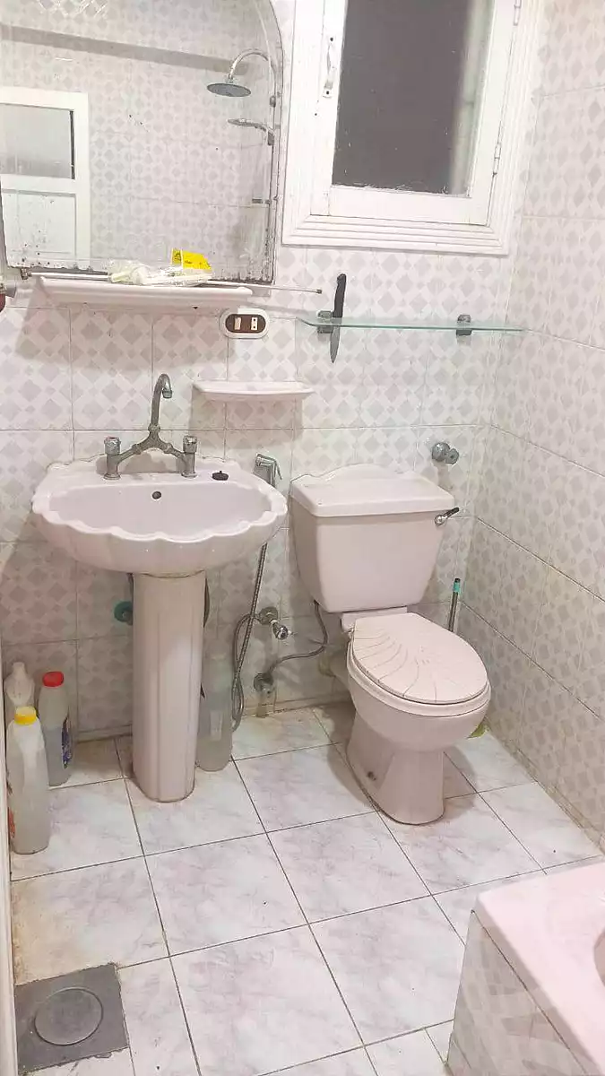 https://aqarmap.com.eg/ar/listing/6754943-for-rent-alexandria-sydy-bshr-sydy-bshr-bhry