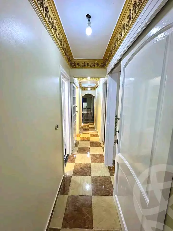 https://aqarmap.com.eg/ar/listing/6755243-for-sale-alexandria-el-asafra-l-sfr-bhry