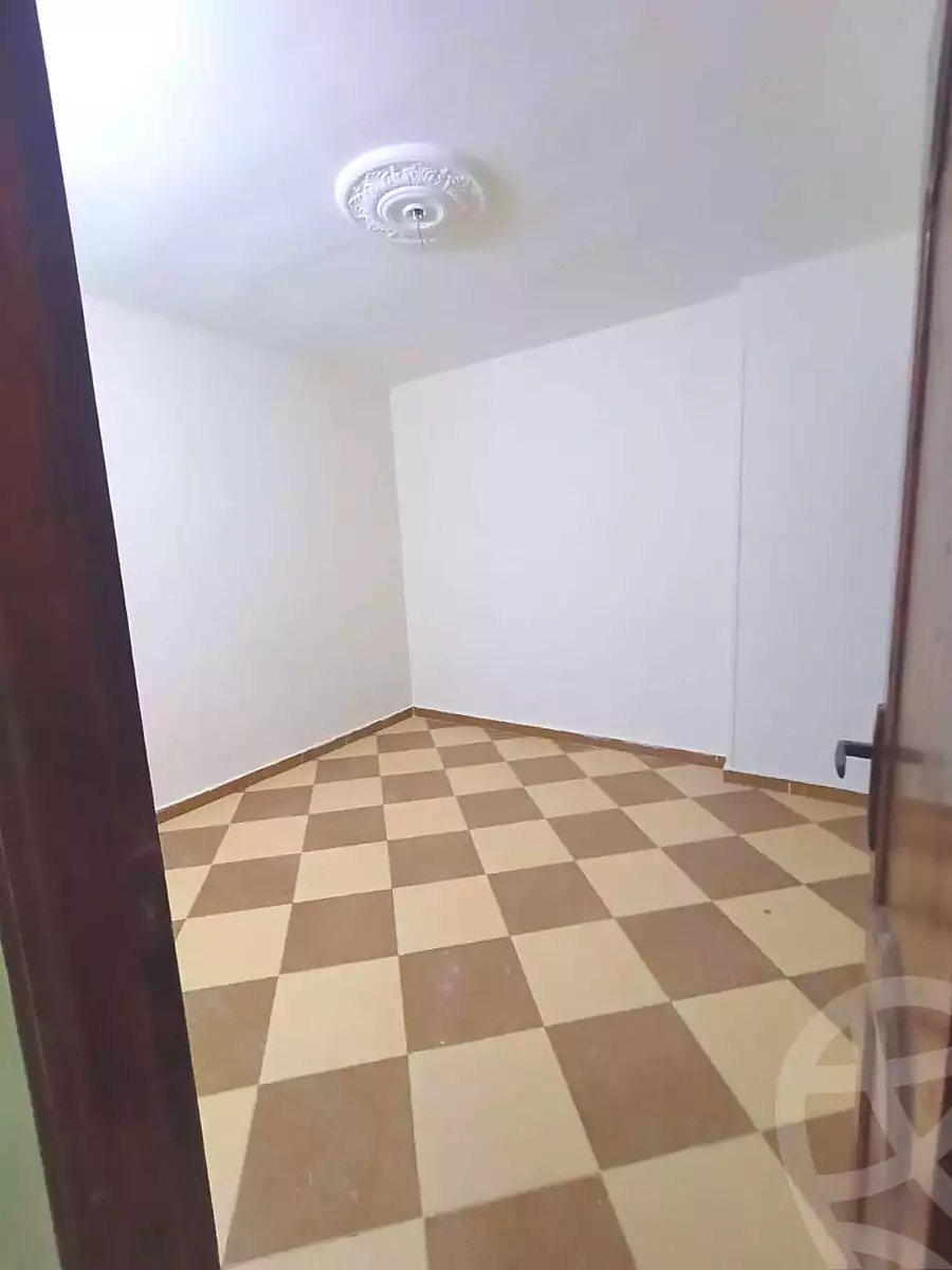 https://aqarmap.com.eg/en/listing/6755256-for-sale-cairo-helwan-helwan-el-sharkeya-khesro-basha-st