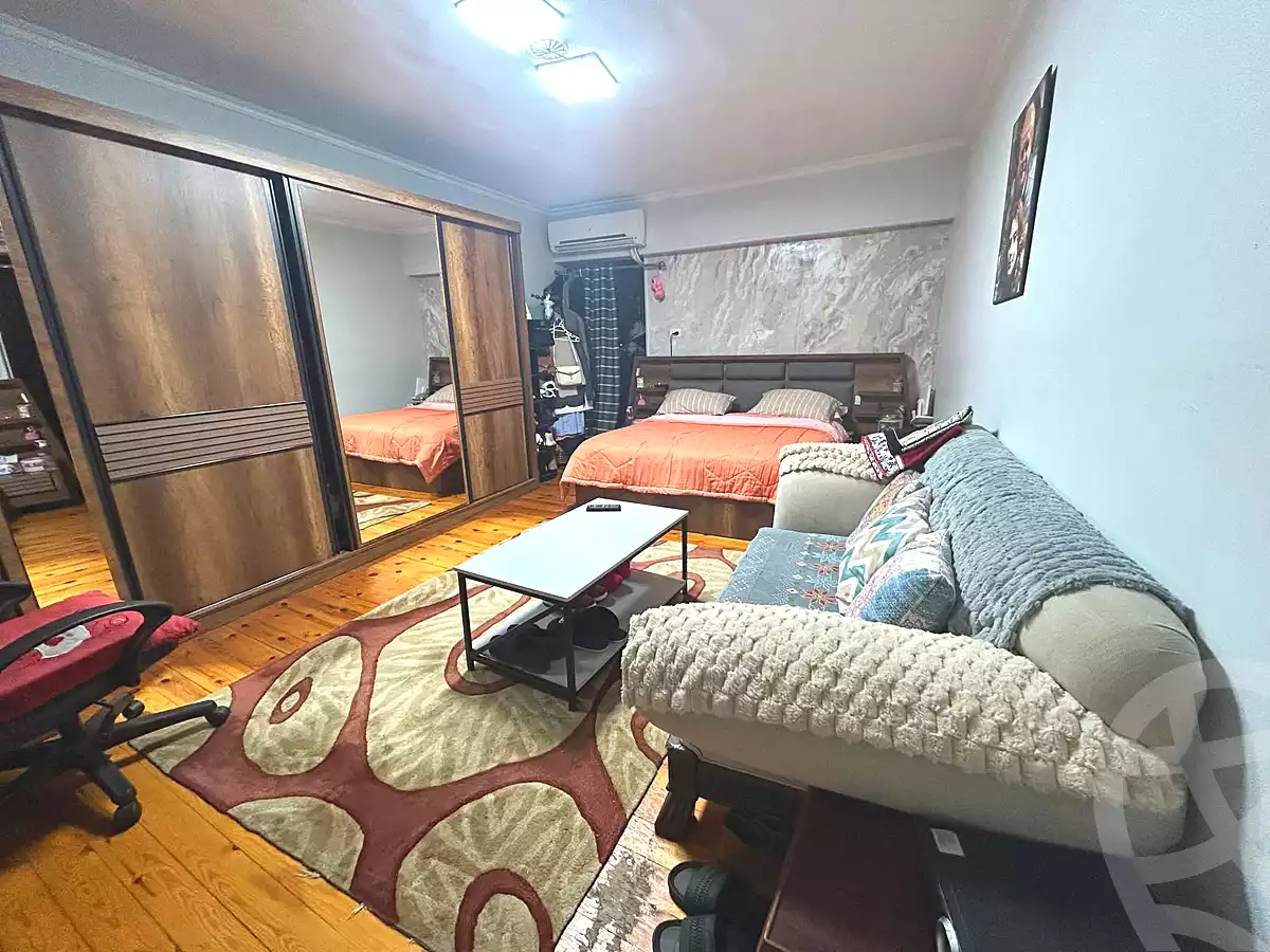 https://aqarmap.com.eg/ar/listing/6755309-for-sale-alexandria-moharram-bey-mahmoud-salamah-st