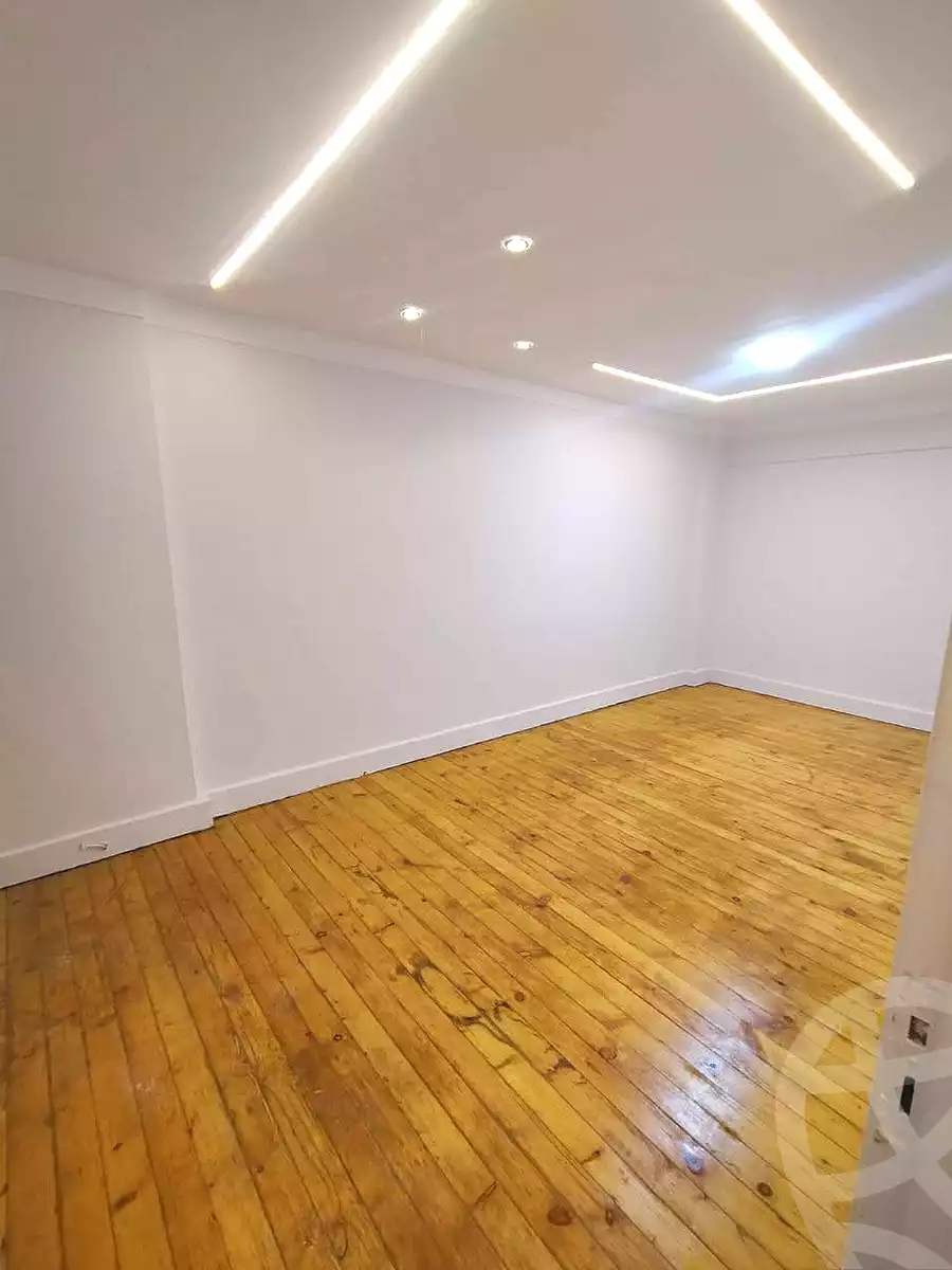 https://aqarmap.com.eg/en/listing/6755355-for-sale-alexandria-lsywf-shamaa